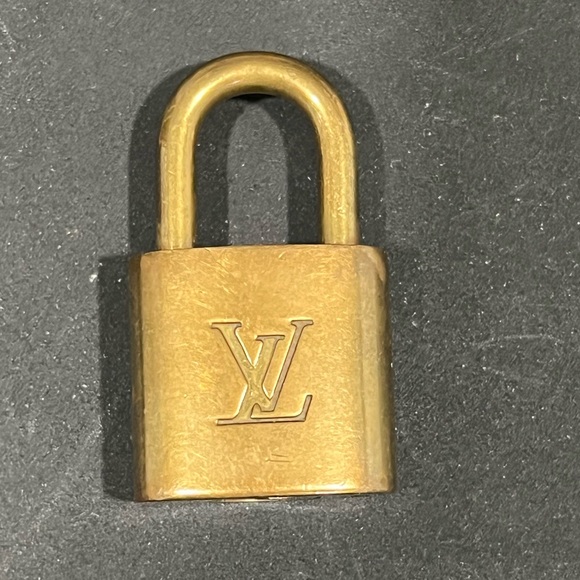 Louis Vuitton Handbags - Louis Vuitton Gold lock for handbag